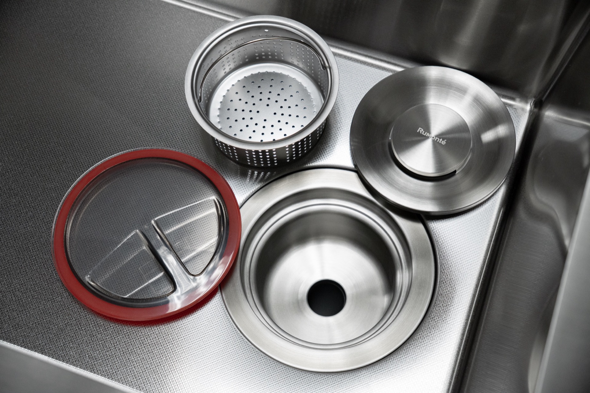 Rumonté Drain Kit components